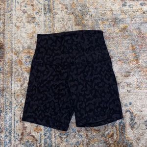 Lululemon biker shorts
